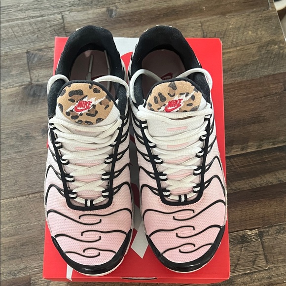 Nike Air Max Plus ‘Animal Instinct’ - Picture 4 of 7